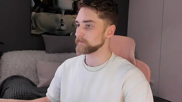 Dexter Raze online show from February 21, 2026, 9:06 pm