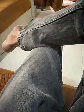 neekosam12 online show from March 11, 2026, 4:50 am