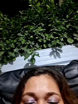 bar-mother19 online show from March 3, 2026, 7:48 am