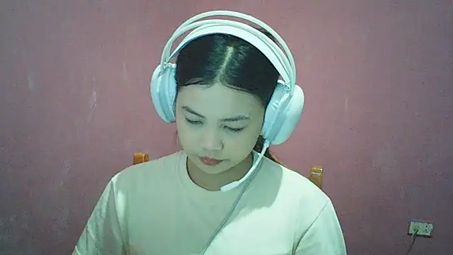 DessertFlower online show from May 21, 2026, 4:10 am