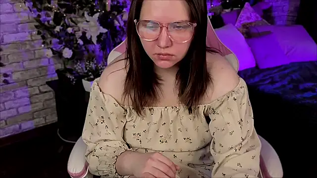 Penny  Love online show from March 11, 2026, 1:05 pm