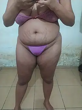 Snapshot of Syila10 chatting on June 29, 2026, 1:11 pm Syila10 online show from June 29, 2026, 1:11 pm
