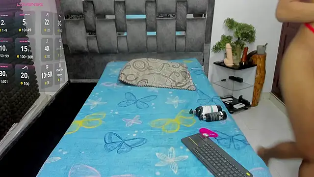 Snapshot of valeriavelasquez chatting on March 4, 2026, 9:11 pm valeriavelasquez online show from March 4, 2026, 9:11 pm