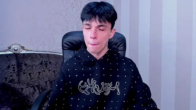 ClarkBev online show from February 21, 2026, 1:40 am