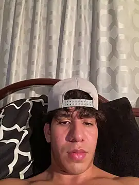 Snapshot of Alejandrososas chatting on April 14, 2026, 4:06 am Alejandrososas online show from April 14, 2026, 4:06 am