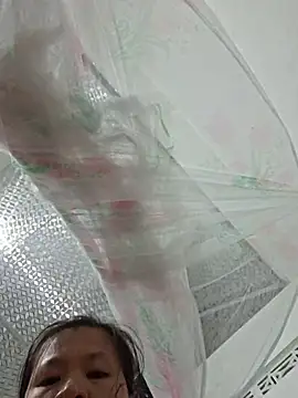 kieuqueen92 online show from March 5, 2026, 2:57 pm