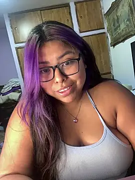 Snapshot of perritarebeldee chatting on February 25, 2026, 12:33 am perritarebeldee online show from February 25, 2026, 12:33 am