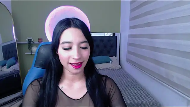 Snapshot of ivvoncute chatting on May 27, 2026, 1:15 am ivvoncute online show from May 27, 2026, 1:15 am