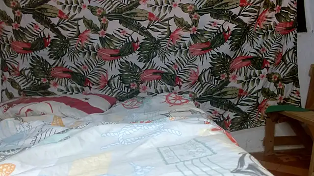 smallvioleta69 online show from March 3, 2026, 6:48 pm