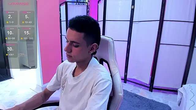 dominicjonnes online show from March 9, 2026, 7:50 pm