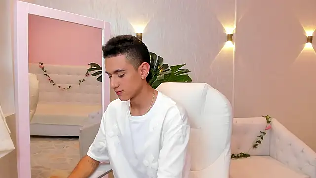 dominicjonnes online show from February 25, 2026, 6:30 pm