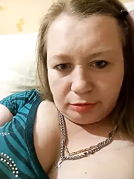 KiraStanton online show from March 22, 2026, 6:09 pm