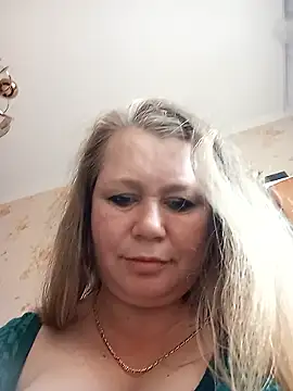 KiraStanton online show from February 25, 2026, 12:49 pm