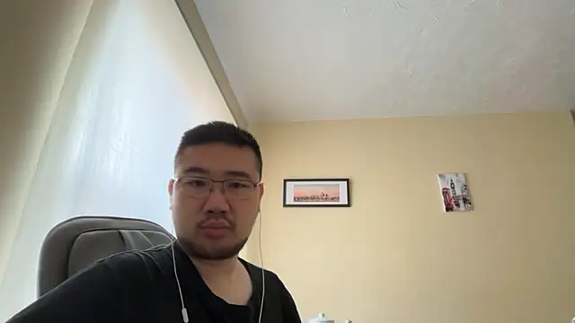 jasonryu2025 online show from March 30, 2026, 8:16 am