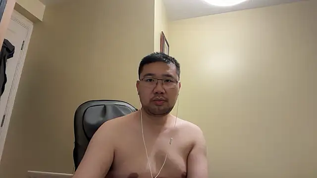 jasonryu2025 online show from May 27, 2026, 9:33 pm