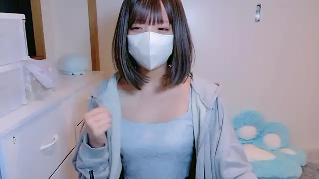 Snapshot of Mirika_chan chatting on March 29, 2026, 1:24 pm Mirika chan online show from March 29, 2026, 1:24 pm