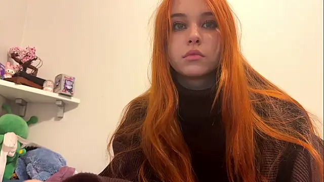 LolaBun online show from March 3, 2026, 7:43 pm