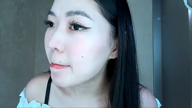 MeiMoon online show from March 3, 2026, 12:45 pm