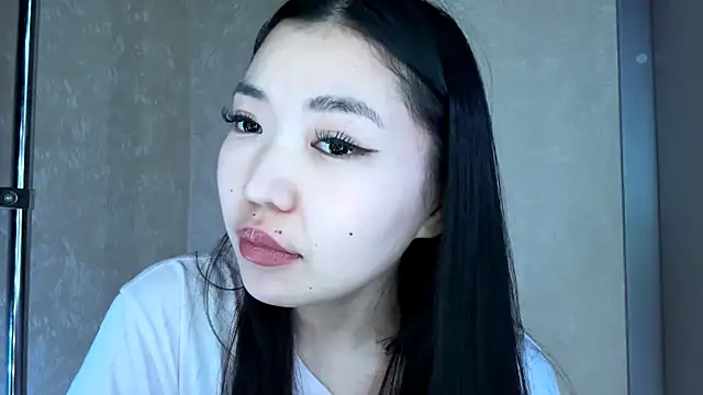 MeiMoon online show from March 2, 2026, 2:57 pm