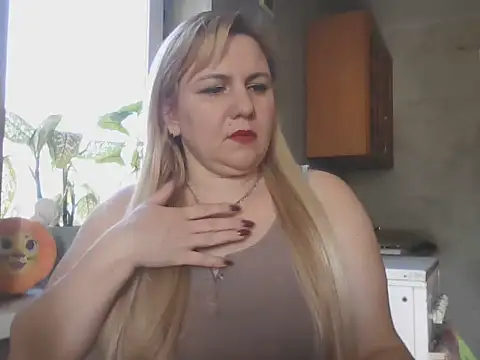 Snapshot of SexyNotaXX chatting on March 4, 2026, 11:07 am SexyNotaXX online show from March 4, 2026, 11:07 am