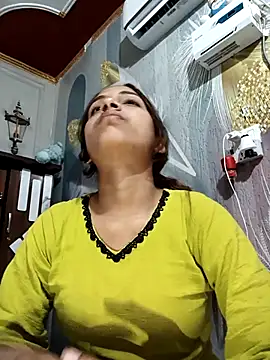 its anuuu online show from March 5, 2026, 2:13 pm