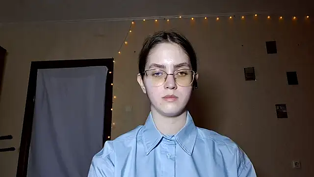 Katelemon online show from April 8, 2026, 3:13 pm