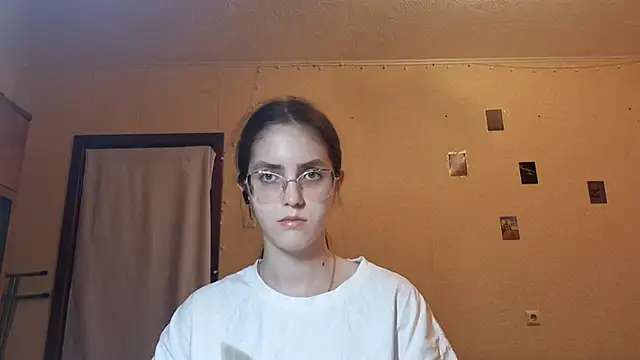 Katelemon online show from July 1, 2026, 2:39 pm