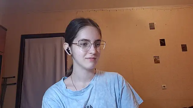 Katelemon online show from July 10, 2026, 10:15 am