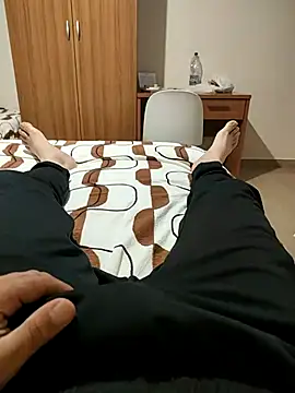 Mirco1981 online show from April 18, 2026, 9:15 pm