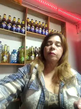 rubiii1972 online show from April 18, 2026, 12:02 am