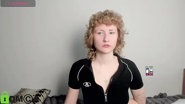 AnnStasia online show from April 17, 2026, 4:10 pm