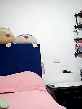 sandy 11  online show from March 9, 2026, 3:48 pm