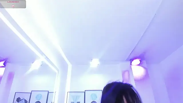 Chloe meoww online show from July 4, 2026, 12:00 pm
