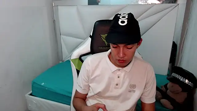 Street poemm  online show from March 1, 2026, 4:23 am