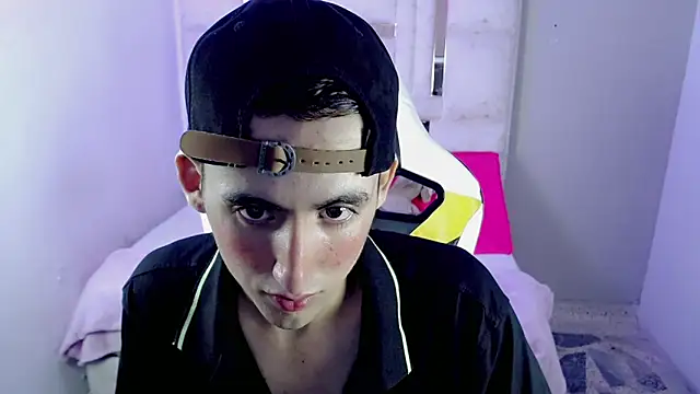 Houston bby  online show from March 5, 2026, 8:16 pm