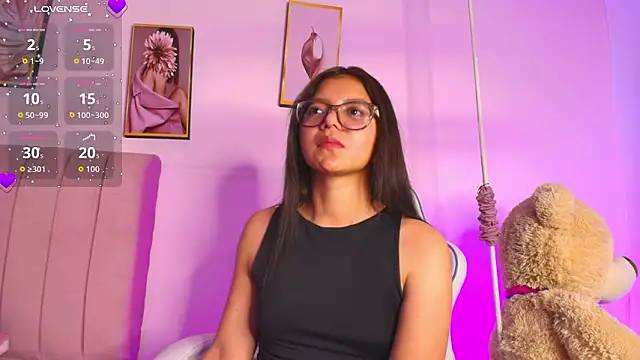 Zoow bluussh online show from February 28, 2026, 12:05 pm