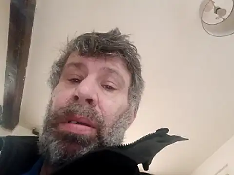 stud2512 online show from February 24, 2026, 8:26 am