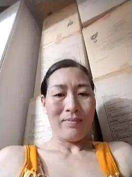 lris-Beauty77 online show from March 31, 2026, 3:03 pm