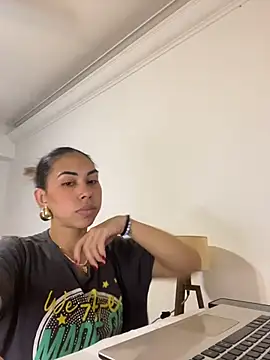 jessens146 online show from March 3, 2026, 3:02 am