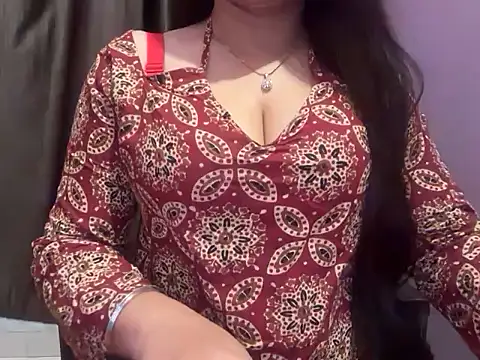 Avneet kaurr1 online show from June 20, 2026, 3:55 am
