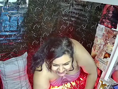 MistressMileenaMiami online show from April 13, 2026, 12:53 pm