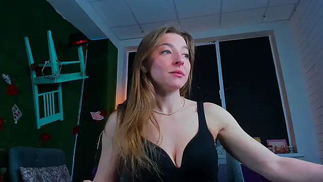 DianaAvis online show from April 29, 2026, 1:04 pm