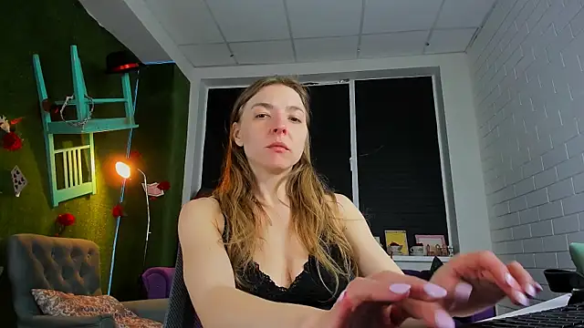 DianaAvis online show from April 26, 2026, 10:12 am