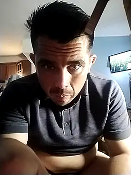 Snapshot of manuel4200 chatting on March 5, 2026, 12:24 pm manuel4200 online show from March 5, 2026, 12:24 pm