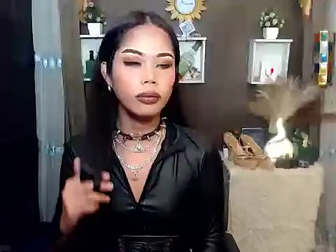 Exotic Venuzx online show from February 22, 2026, 7:37 pm