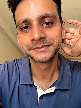online4u08 online show from April 23, 2026, 5:58 am