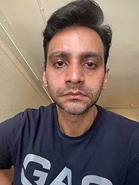 online4u08 online show from May 16, 2026, 6:34 am
