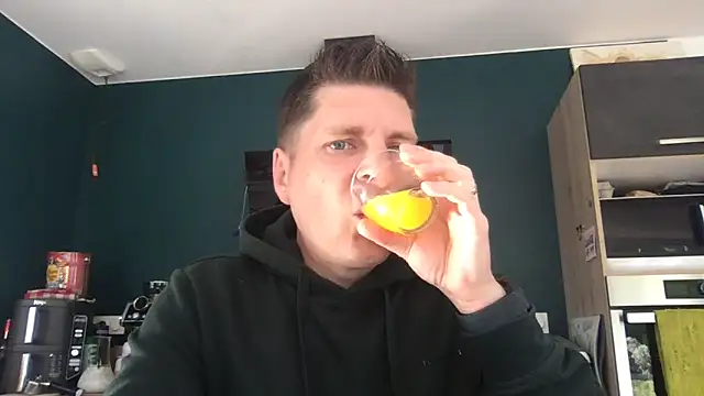 Minmoi1984 online show from April 23, 2026, 6:53 am