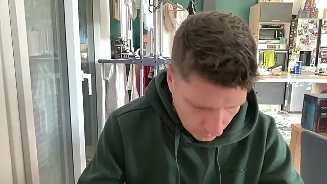 Minmoi1984 online show from April 22, 2026, 8:10 am