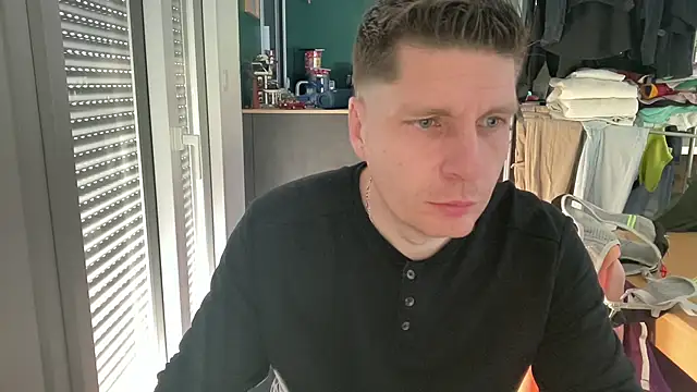 Minmoi1984 online show from March 19, 2026, 10:04 am